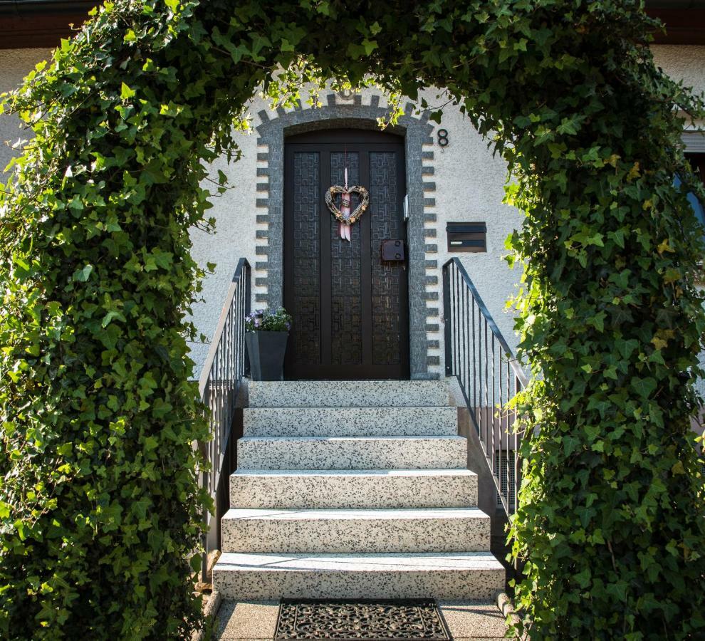 Ferienwohnung "Hirsch Huesli" Schopfheim Exterior photo
